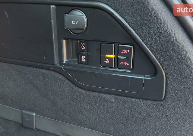 Сірий Фольксваген Туарег, об'ємом двигуна 2.97 л та пробігом 223 тис. км за 24600 $, фото 18 на Automoto.ua