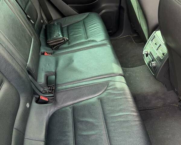 Сірий Фольксваген Туарег, об'ємом двигуна 2.97 л та пробігом 282 тис. км за 21300 $, фото 19 на Automoto.ua