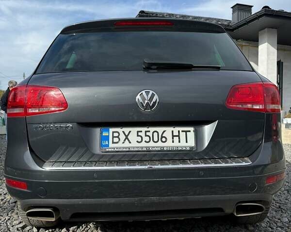 Сірий Фольксваген Туарег, об'ємом двигуна 2.97 л та пробігом 282 тис. км за 21300 $, фото 7 на Automoto.ua