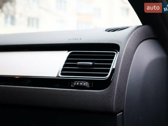 Серый Фольксваген Туарег, объемом двигателя 2.97 л и пробегом 142 тыс. км за 25500 $, фото 21 на Automoto.ua