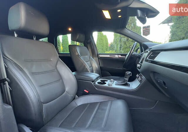 Сірий Фольксваген Туарег, об'ємом двигуна 2.97 л та пробігом 223 тис. км за 24600 $, фото 100 на Automoto.ua