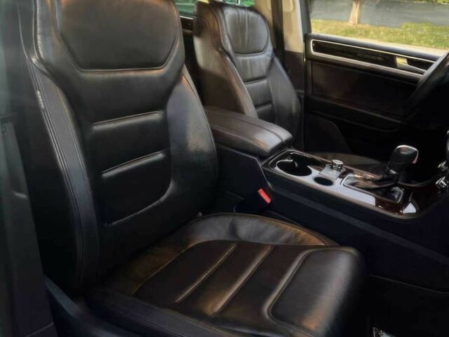 Серый Фольксваген Туарег, объемом двигателя 3.6 л и пробегом 83 тыс. км за 22000 $, фото 11 на Automoto.ua