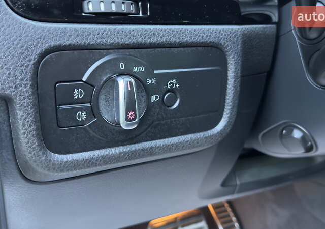 Сірий Фольксваген Туарег, об'ємом двигуна 2.97 л та пробігом 223 тис. км за 24600 $, фото 68 на Automoto.ua