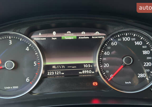 Сірий Фольксваген Туарег, об'ємом двигуна 2.97 л та пробігом 223 тис. км за 24600 $, фото 147 на Automoto.ua