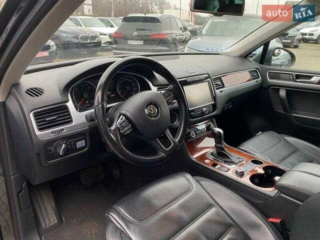 Сірий Фольксваген Туарег, об'ємом двигуна 2.97 л та пробігом 157 тис. км за 24300 $, фото 12 на Automoto.ua