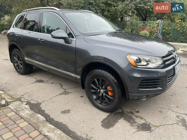 Серый Фольксваген Туарег, объемом двигателя 3 л и пробегом 278 тыс. км за 17500 $, фото 11 на Automoto.ua