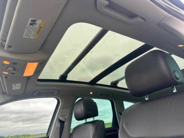 Серый Фольксваген Туарег, объемом двигателя 3 л и пробегом 81 тыс. км за 12700 $, фото 10 на Automoto.ua