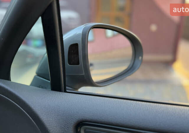 Сірий Фольксваген Туарег, об'ємом двигуна 2.97 л та пробігом 223 тис. км за 24600 $, фото 122 на Automoto.ua