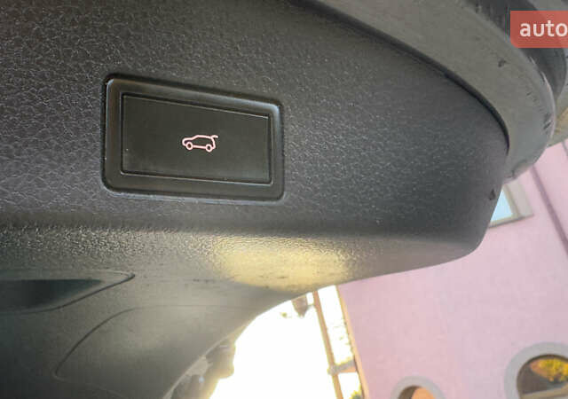 Сірий Фольксваген Туарег, об'ємом двигуна 2.97 л та пробігом 223 тис. км за 24600 $, фото 17 на Automoto.ua