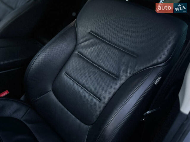 Серый Фольксваген Туарег, объемом двигателя 3 л и пробегом 205 тыс. км за 27500 $, фото 50 на Automoto.ua