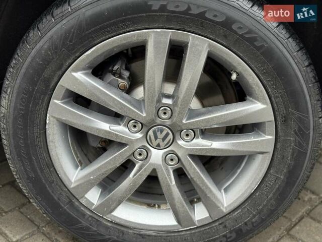 Сірий Фольксваген Туарег, об'ємом двигуна 3.6 л та пробігом 200 тис. км за 18500 $, фото 44 на Automoto.ua