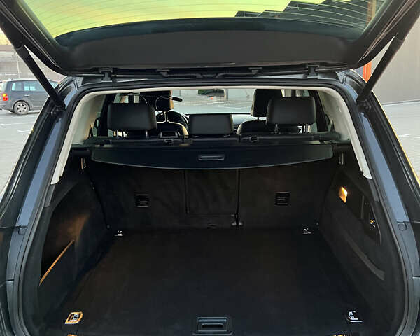 Серый Фольксваген Туарег, объемом двигателя 2.97 л и пробегом 200 тыс. км за 28500 $, фото 56 на Automoto.ua