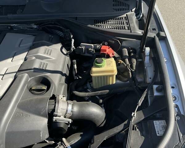 Сірий Фольксваген Туарег, об'ємом двигуна 2.97 л та пробігом 190 тис. км за 29999 $, фото 40 на Automoto.ua