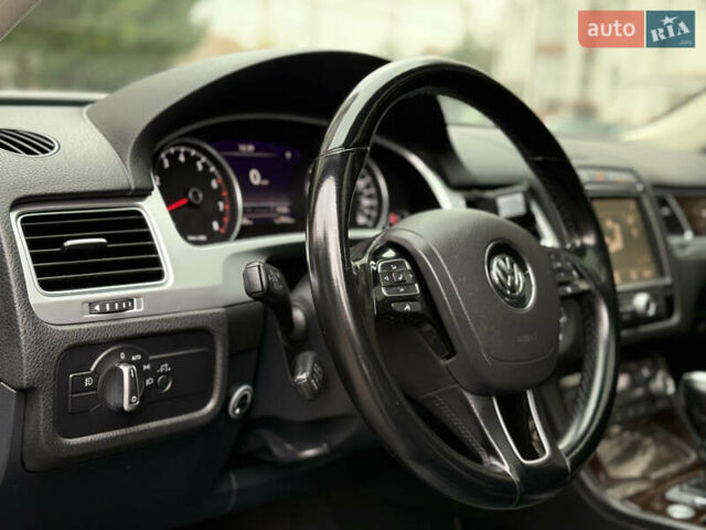 Сірий Фольксваген Туарег, об'ємом двигуна 3.6 л та пробігом 220 тис. км за 21777 $, фото 11 на Automoto.ua