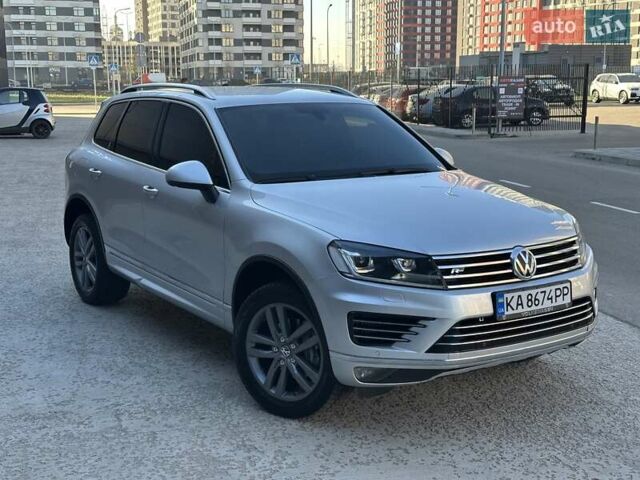 Серый Фольксваген Туарег, объемом двигателя 3 л и пробегом 193 тыс. км за 23450 $, фото 23 на Automoto.ua
