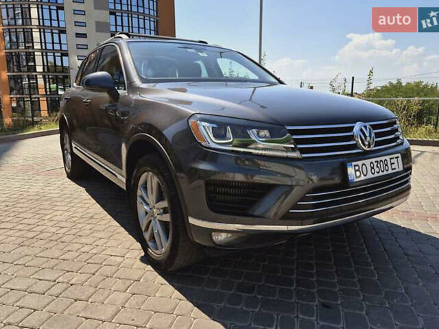 Сірий Фольксваген Туарег, об'ємом двигуна 2.97 л та пробігом 202 тис. км за 22800 $, фото 5 на Automoto.ua
