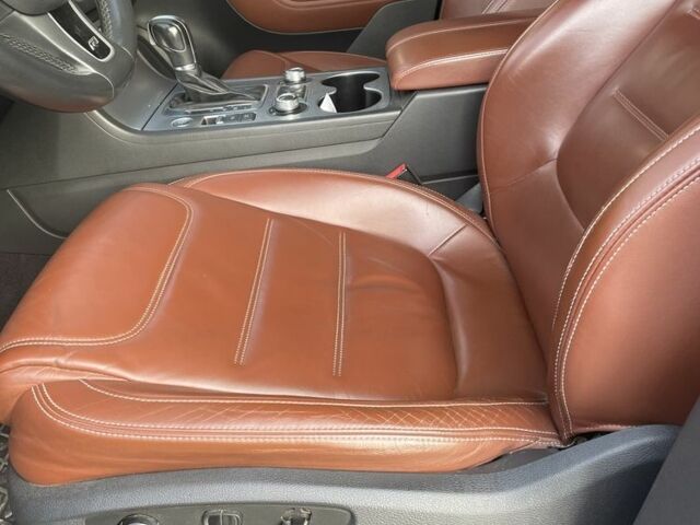 Сірий Фольксваген Туарег, об'ємом двигуна 3 л та пробігом 262 тис. км за 27999 $, фото 10 на Automoto.ua