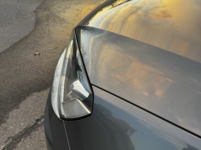 Серый Фольксваген Туарег, объемом двигателя 3 л и пробегом 200 тыс. км за 23500 $, фото 8 на Automoto.ua