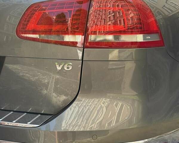 Сірий Фольксваген Туарег, об'ємом двигуна 3.6 л та пробігом 145 тис. км за 19000 $, фото 27 на Automoto.ua