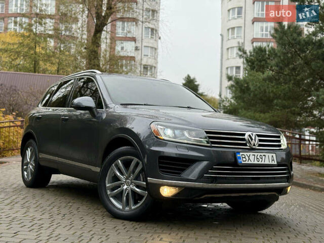 Сірий Фольксваген Туарег, об'ємом двигуна 3.6 л та пробігом 220 тис. км за 21777 $, фото 3 на Automoto.ua