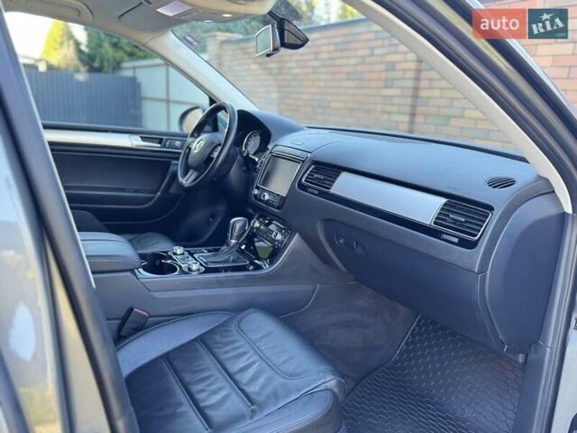 Фольксваген Туарег 2015 в Виннице на Automoto.ua Серый Фольксваген Туарег, объемом двигателя 2.97 л и пробегом 250 тыс. км за 22900 $, фото 28 на Automoto.ua