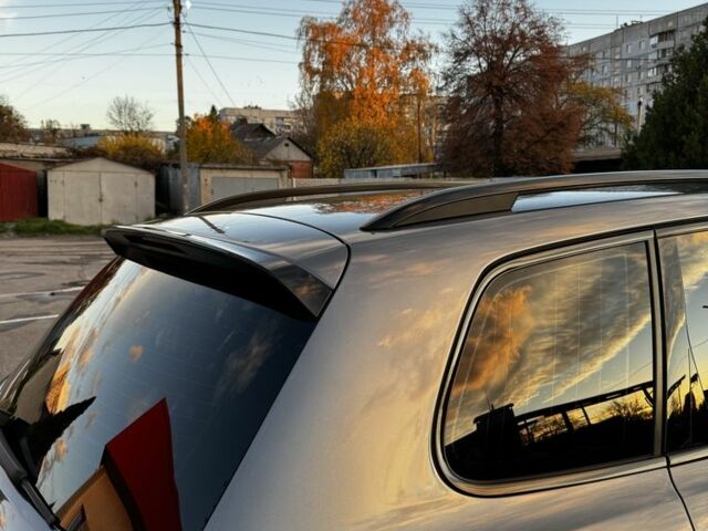 Серый Фольксваген Туарег, объемом двигателя 3 л и пробегом 200 тыс. км за 23500 $, фото 14 на Automoto.ua