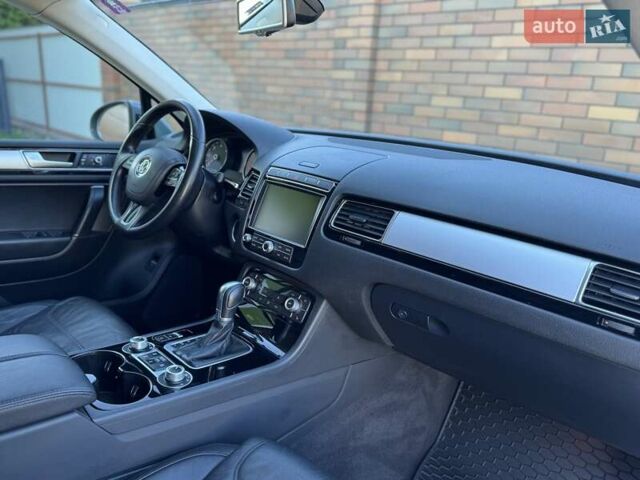 Фольксваген Туарег 2015 в Виннице на Automoto.ua Серый Фольксваген Туарег, объемом двигателя 2.97 л и пробегом 250 тыс. км за 22900 $, фото 29 на Automoto.ua