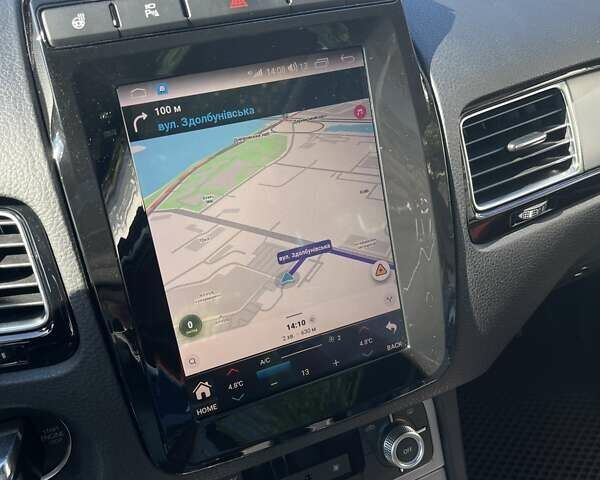 Сірий Фольксваген Туарег, об'ємом двигуна 2.97 л та пробігом 190 тис. км за 29999 $, фото 19 на Automoto.ua