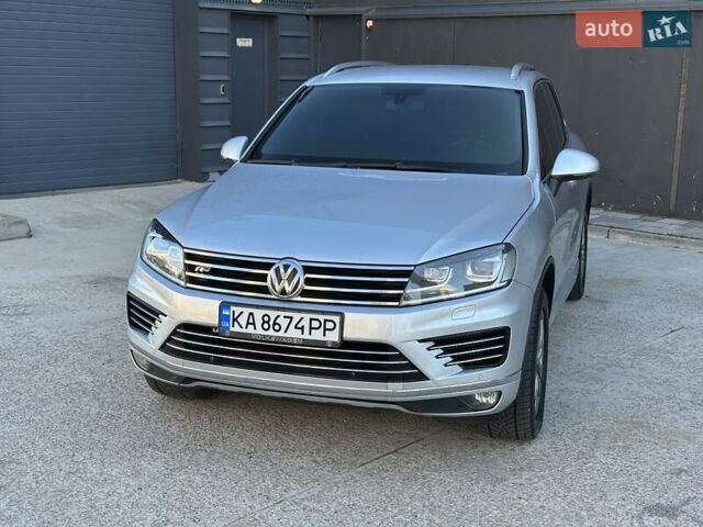 Серый Фольксваген Туарег, объемом двигателя 3 л и пробегом 193 тыс. км за 23450 $, фото 12 на Automoto.ua