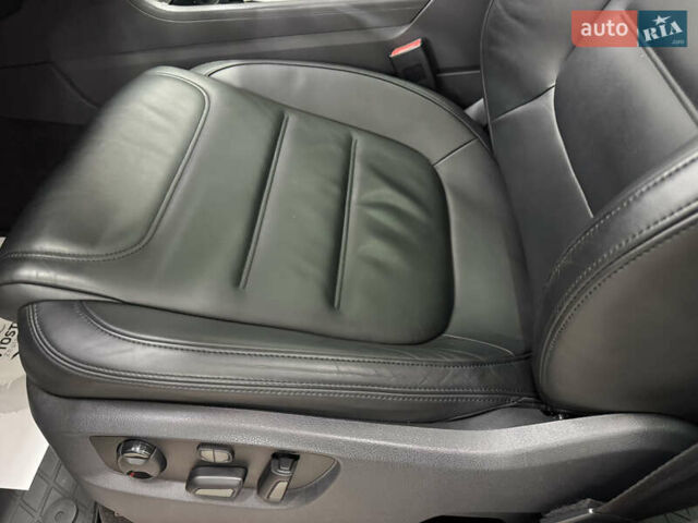 Сірий Фольксваген Туарег, об'ємом двигуна 2.97 л та пробігом 104 тис. км за 29900 $, фото 11 на Automoto.ua