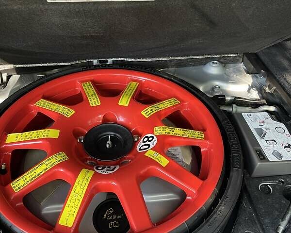 Сірий Фольксваген Туарег, об'ємом двигуна 2.97 л та пробігом 190 тис. км за 29999 $, фото 43 на Automoto.ua