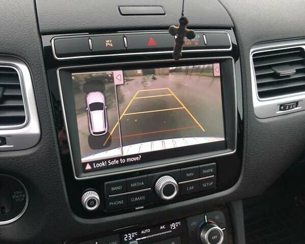 Сірий Фольксваген Туарег, об'ємом двигуна 3.6 л та пробігом 145 тис. км за 19000 $, фото 3 на Automoto.ua