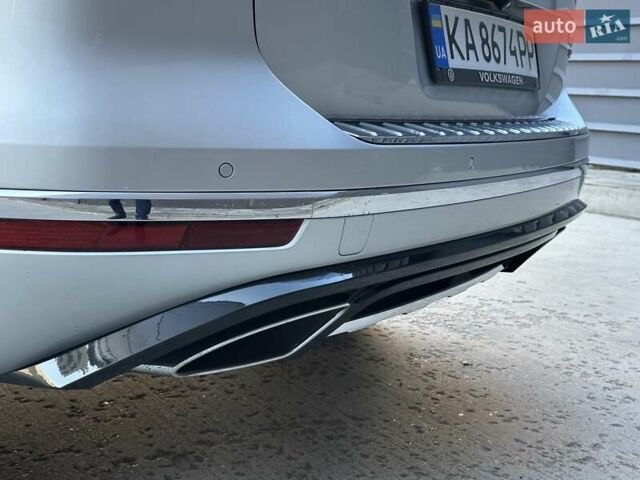 Серый Фольксваген Туарег, объемом двигателя 3 л и пробегом 193 тыс. км за 23450 $, фото 17 на Automoto.ua