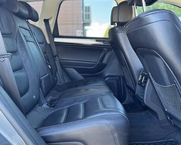 Фольксваген Туарег 2015 в Виннице на Automoto.ua Серый Фольксваген Туарег, объемом двигателя 2.97 л и пробегом 250 тыс. км за 22900 $, фото 35 на Automoto.ua