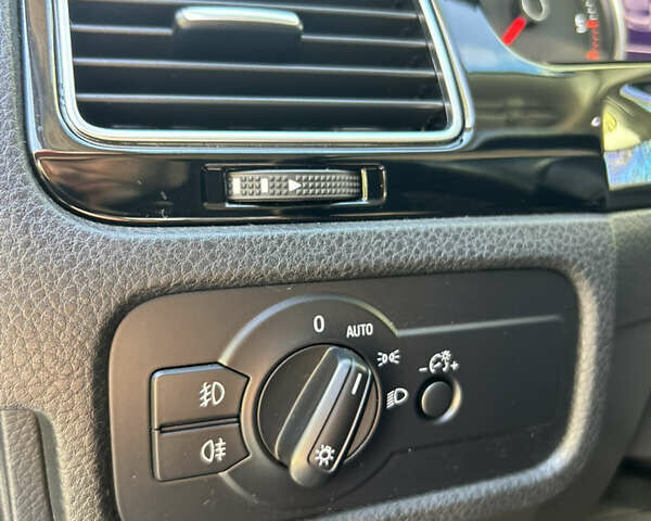 Сірий Фольксваген Туарег, об'ємом двигуна 2.97 л та пробігом 220 тис. км за 21400 $, фото 18 на Automoto.ua