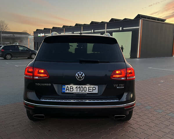 Серый Фольксваген Туарег, объемом двигателя 2.97 л и пробегом 200 тыс. км за 28500 $, фото 34 на Automoto.ua