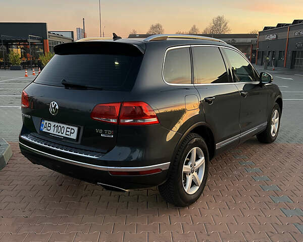 Серый Фольксваген Туарег, объемом двигателя 2.97 л и пробегом 200 тыс. км за 28500 $, фото 24 на Automoto.ua