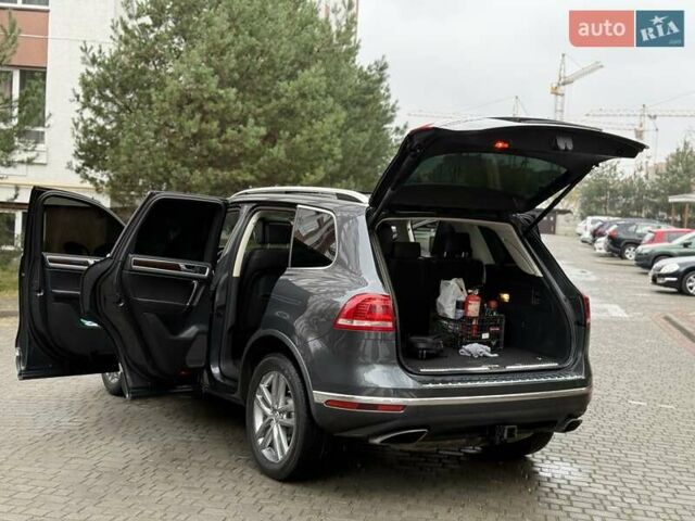 Сірий Фольксваген Туарег, об'ємом двигуна 3.6 л та пробігом 200 тис. км за 18500 $, фото 38 на Automoto.ua