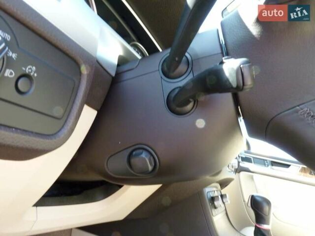 Серый Фольксваген Туарег, объемом двигателя 2.97 л и пробегом 178 тыс. км за 24200 $, фото 25 на Automoto.ua