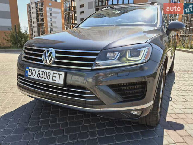 Сірий Фольксваген Туарег, об'ємом двигуна 2.97 л та пробігом 202 тис. км за 22800 $, фото 1 на Automoto.ua