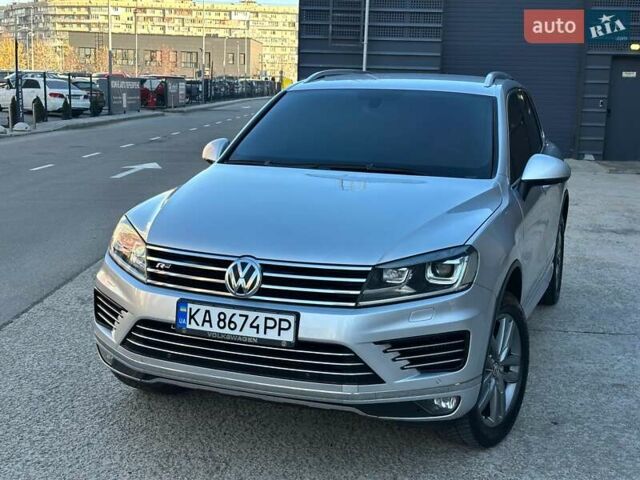 Серый Фольксваген Туарег, объемом двигателя 3 л и пробегом 193 тыс. км за 23450 $, фото 11 на Automoto.ua
