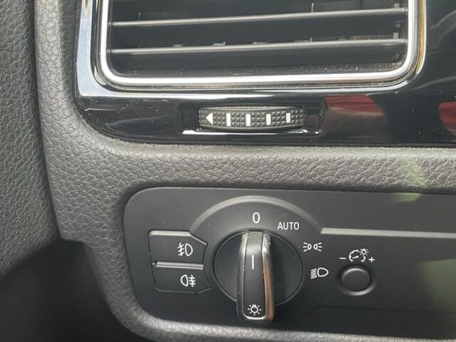 Сірий Фольксваген Туарег, об'ємом двигуна 3 л та пробігом 262 тис. км за 27999 $, фото 18 на Automoto.ua