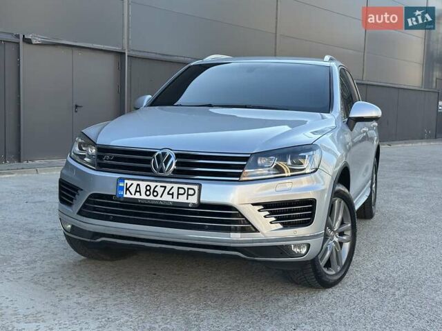 Серый Фольксваген Туарег, объемом двигателя 3 л и пробегом 193 тыс. км за 23450 $, фото 19 на Automoto.ua