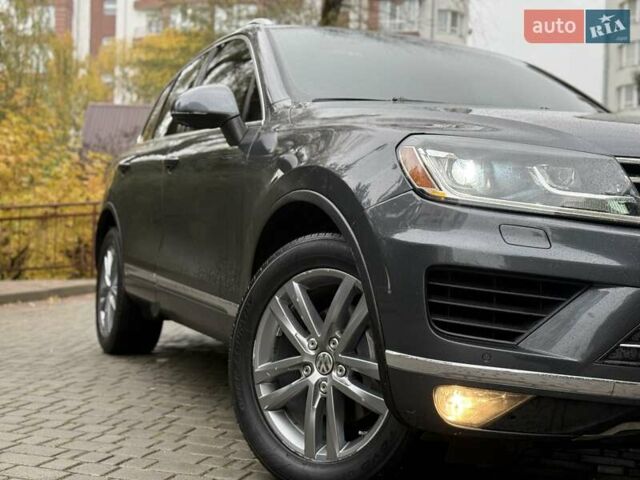 Сірий Фольксваген Туарег, об'ємом двигуна 3.6 л та пробігом 200 тис. км за 18500 $, фото 5 на Automoto.ua