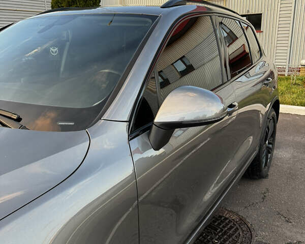 Серый Фольксваген Туарег, объемом двигателя 2.97 л и пробегом 220 тыс. км за 23500 $, фото 16 на Automoto.ua