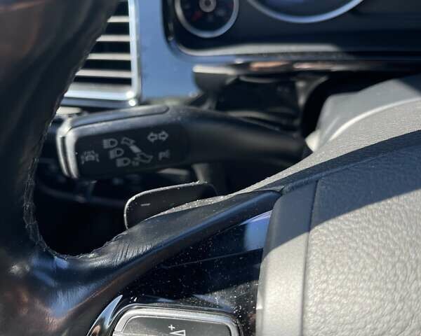 Сірий Фольксваген Туарег, об'ємом двигуна 2.97 л та пробігом 190 тис. км за 29999 $, фото 15 на Automoto.ua
