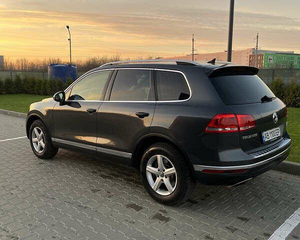 Серый Фольксваген Туарег, объемом двигателя 2.97 л и пробегом 200 тыс. км за 28500 $, фото 8 на Automoto.ua