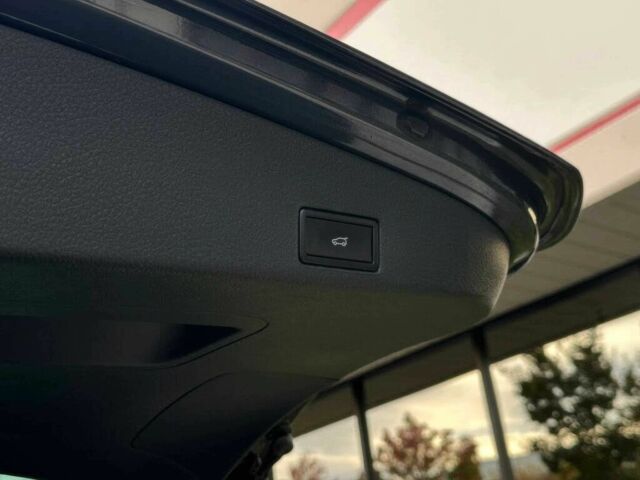 Серый Фольксваген Туарег, объемом двигателя 3 л и пробегом 72 тыс. км за 13600 $, фото 16 на Automoto.ua