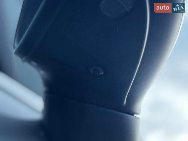 Серый Фольксваген Туарег, объемом двигателя 3 л и пробегом 205 тыс. км за 27500 $, фото 40 на Automoto.ua