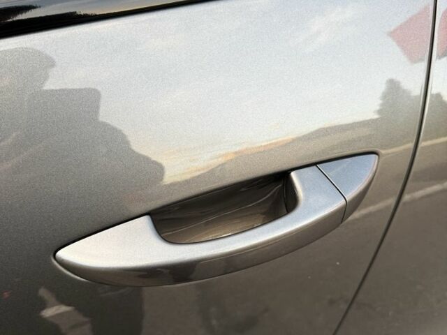 Серый Фольксваген Туарег, объемом двигателя 3 л и пробегом 200 тыс. км за 23500 $, фото 9 на Automoto.ua